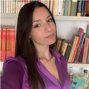di giurisprudenza insegna diritto in tutte le sue diramazioni. Pregresse esperienze di insegnamento e di stage nel settore giuridico